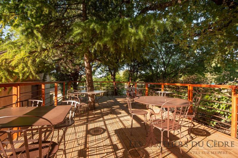 Pose de terrasse en bois à Orange