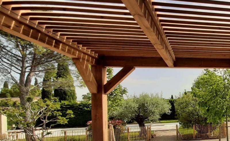 Fabricant et installateur de pergolas en bois 100% fabrication française