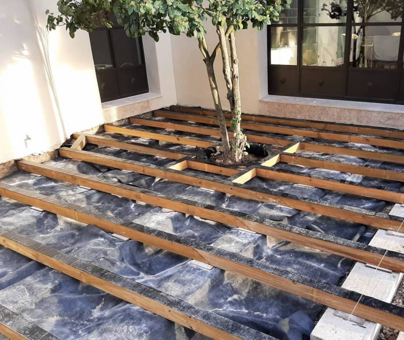 Demander un devis gratuit pour la pose d'une terrasse à Aubagne dans le 13