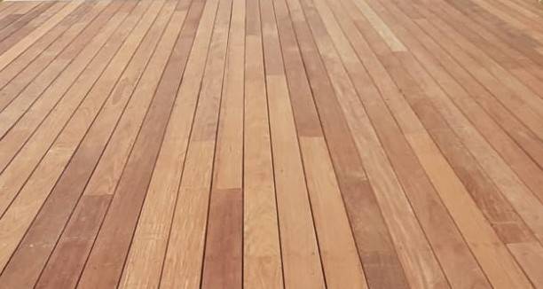 Entreprise de fabrication et pose de terrasse en bois près d'Arles 13104